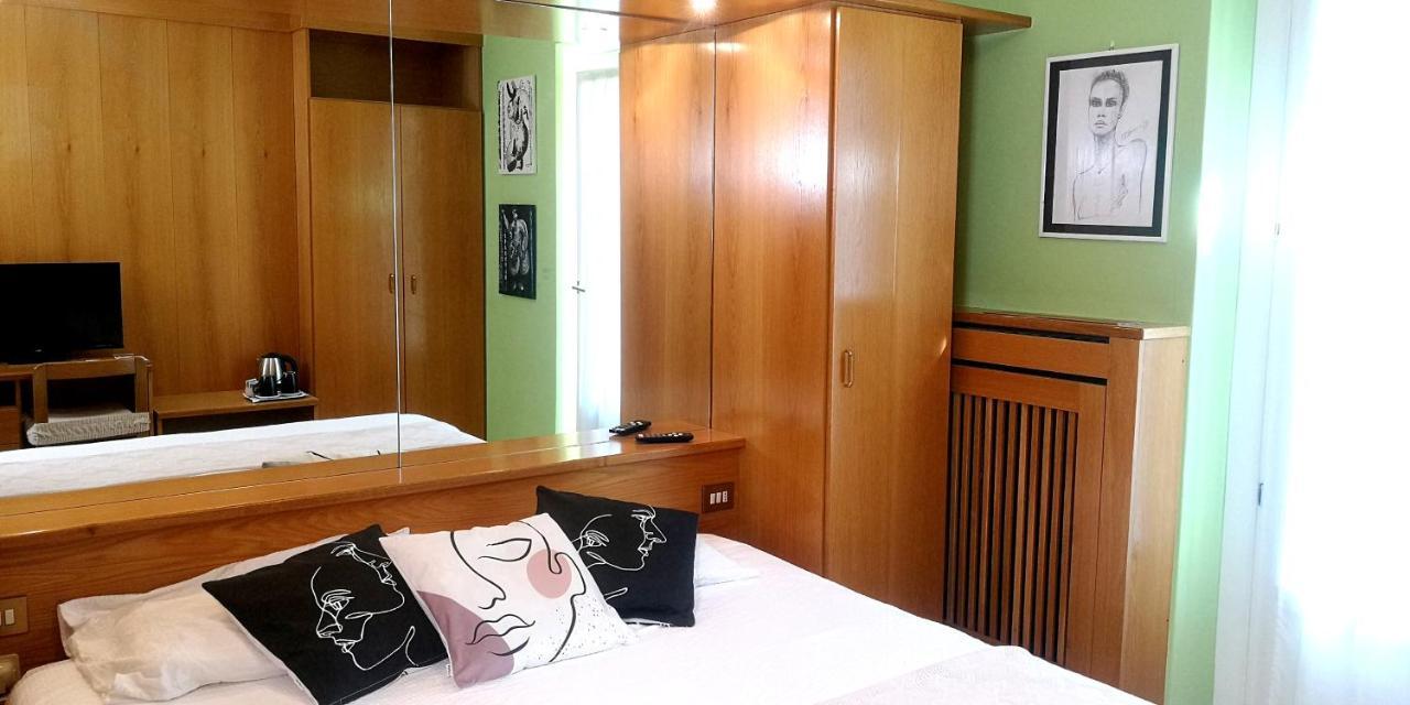 Hotel Villa Milano 佩约方缇 外观 照片